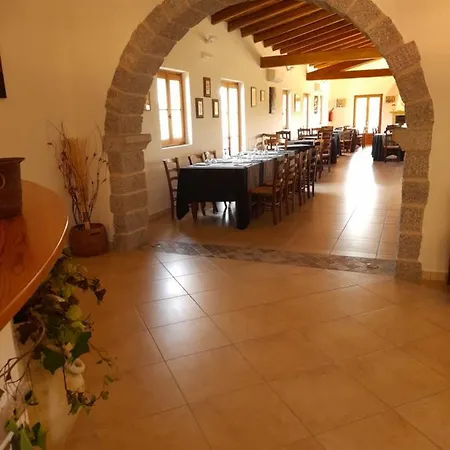 Farm stay Tenute Testoni E *